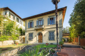 Villa Lia - Apartment in Villa with private garden and Pool, Florence